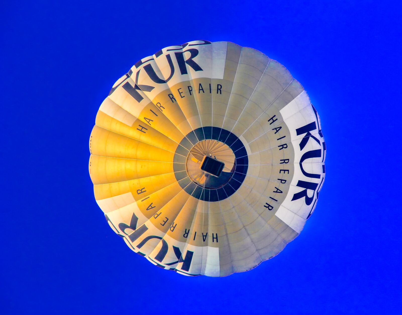 Canon EOS 60D sample photo. Balloon, hot air balloon photography