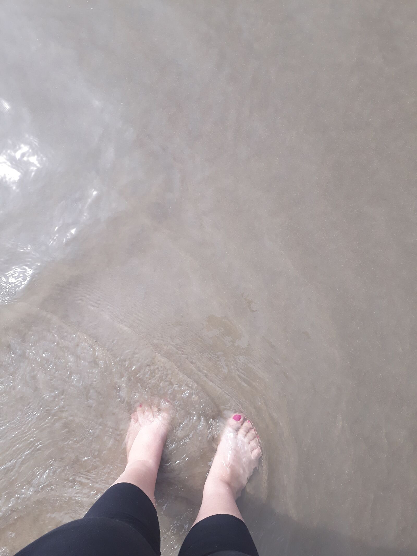 Samsung Galaxy J5 Prime sample photo. Feet, beach, water photography