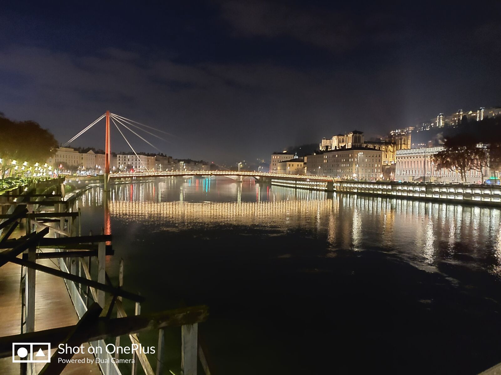 OnePlus A6000 sample photo. Lyon, nuit, pont photography