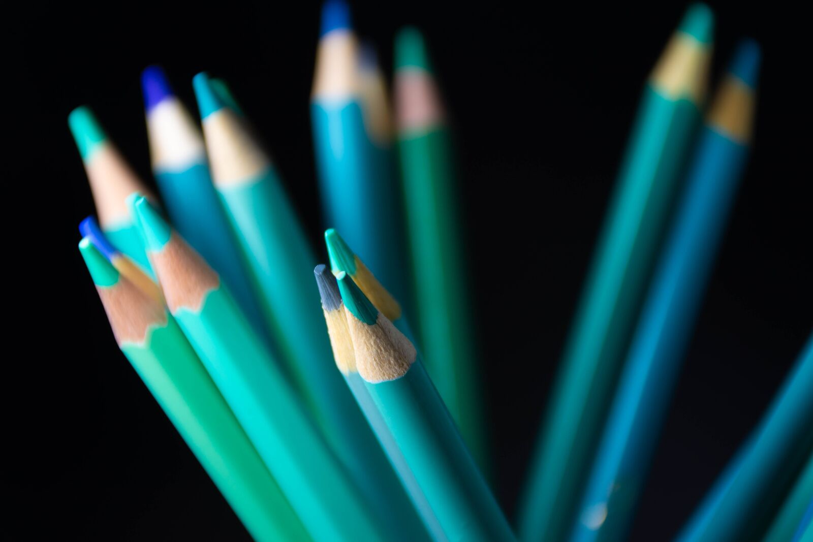 Nikon D7200 sample photo. Colored pencils, colorful, full photography