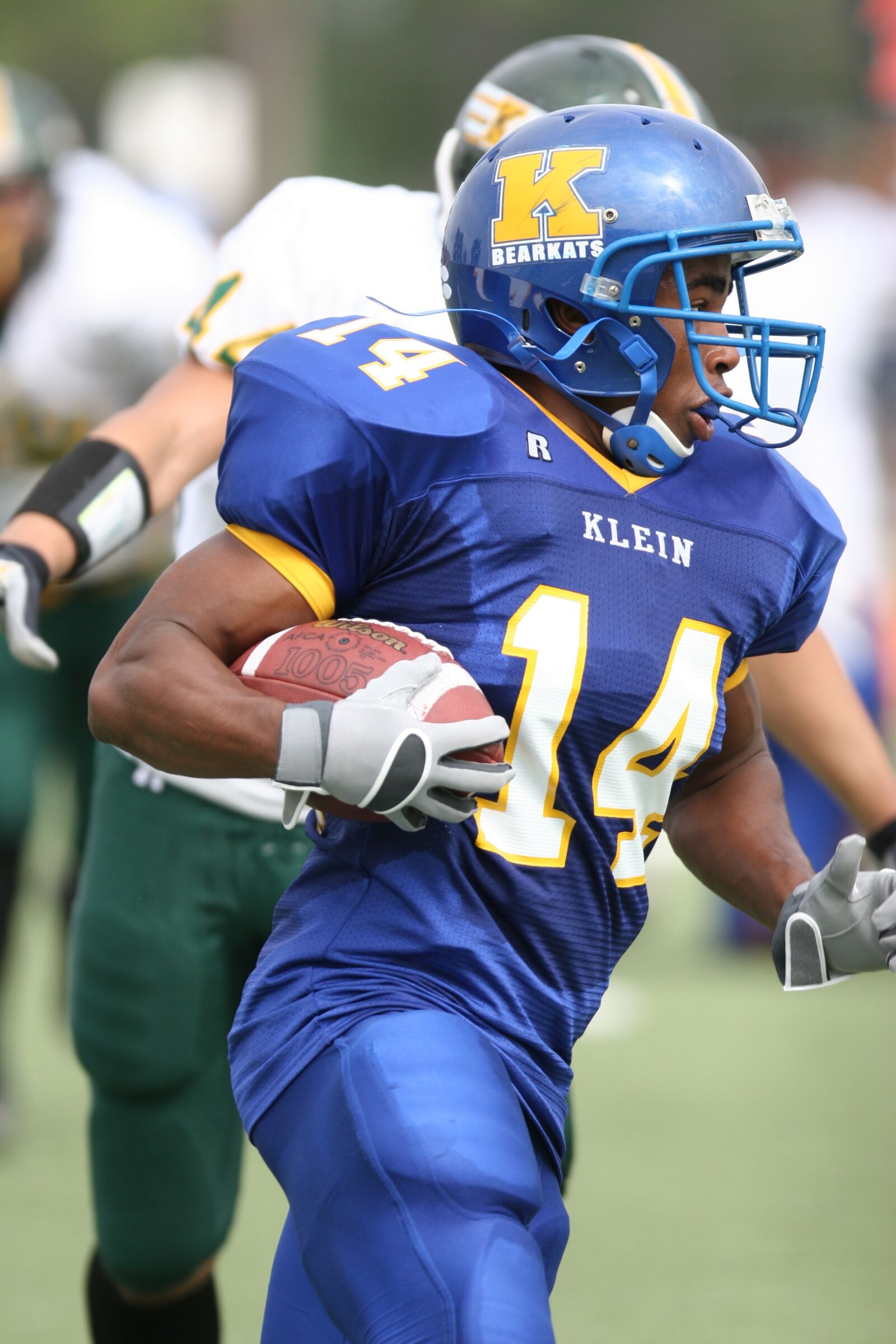 Canon EOS 20D sample photo. American football, football, sport photography