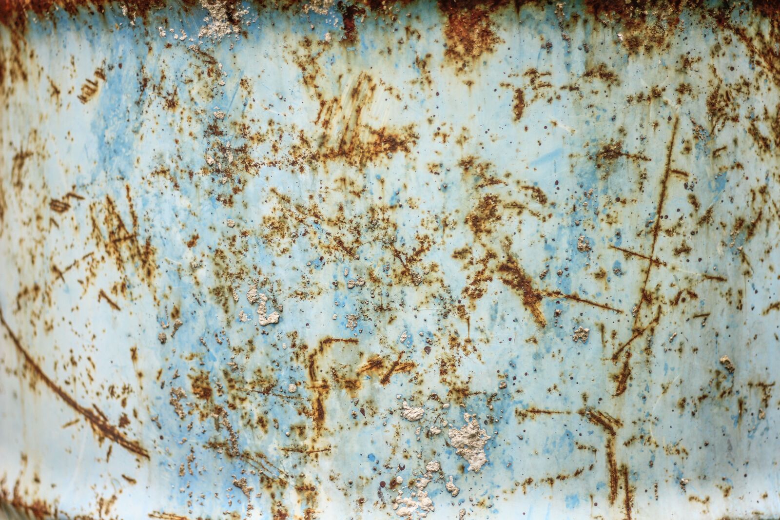 Canon EOS 600D (Rebel EOS T3i / EOS Kiss X5) + Canon EF 50mm F1.8 STM sample photo. Abstract, aged, aluminum photography