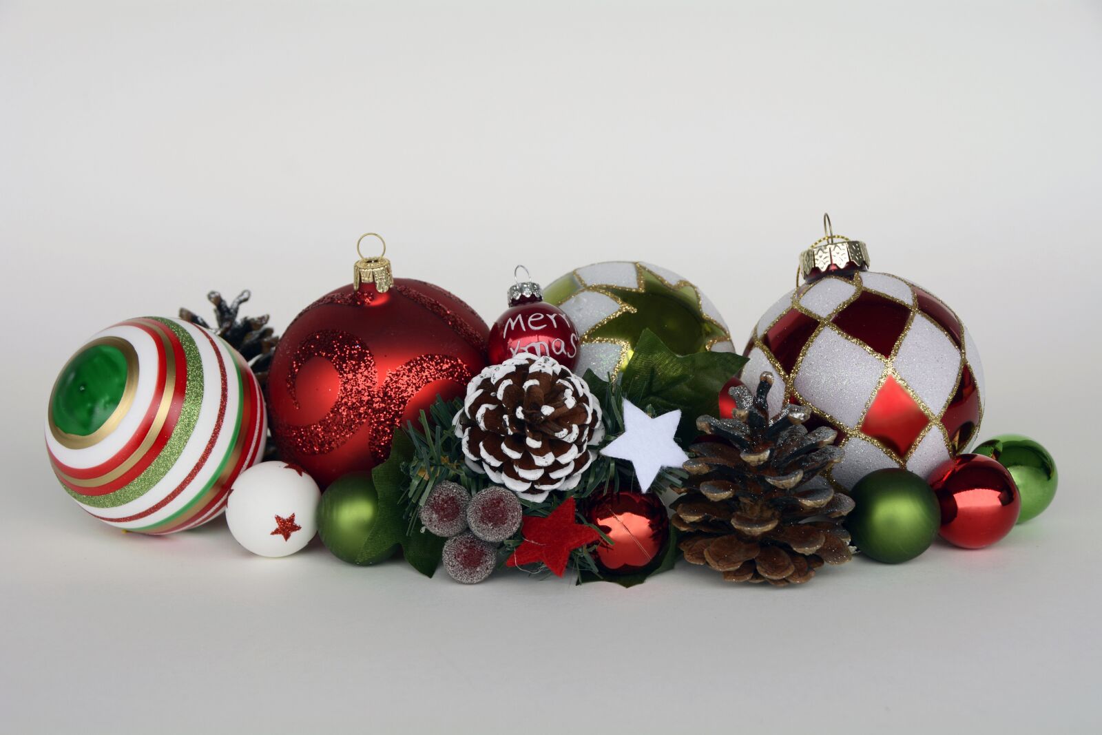 Nikon D7100 sample photo. Christmas balls, christmas, christmas photography