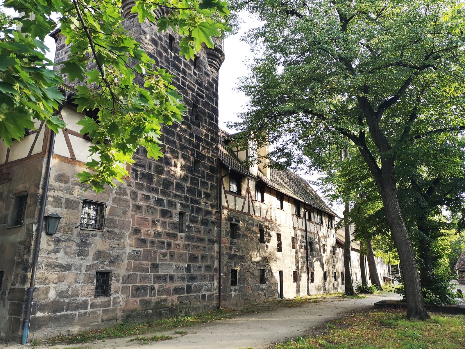 HUAWEI CLT-L29 sample photo. Castle, moat, castle wall photography