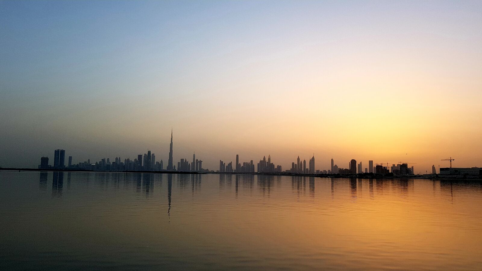 Samsung Galaxy S8 sample photo. Dubai, sunset, creak photography