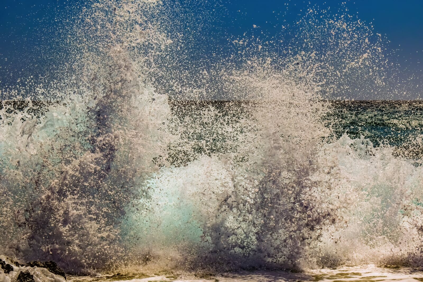 Nikon D3300 sample photo. Wave, smashing, sea photography