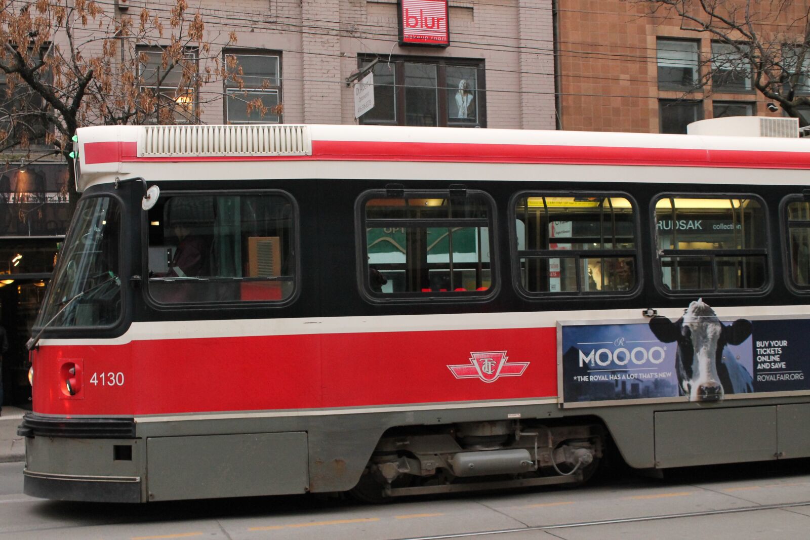 Canon EOS 1100D (EOS Rebel T3 / EOS Kiss X50) sample photo. Streetcar, transportation, toronto photography