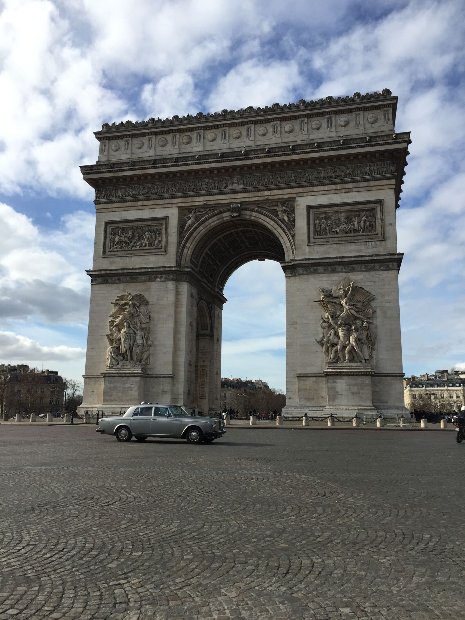 Apple iPhone 6 sample photo. Arch of triumph, france photography