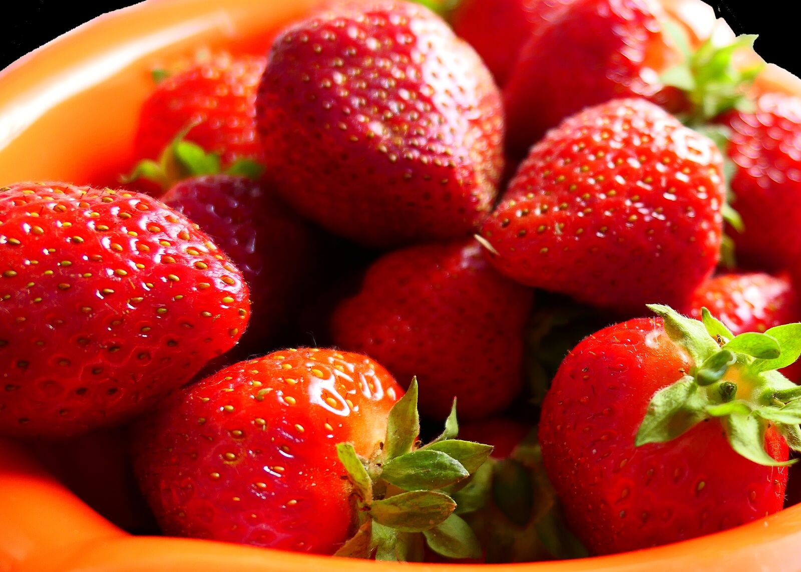 Panasonic Lumix DMC-LX10 (Lumix DMC-LX15) sample photo. Strawberries, fruits, red photography