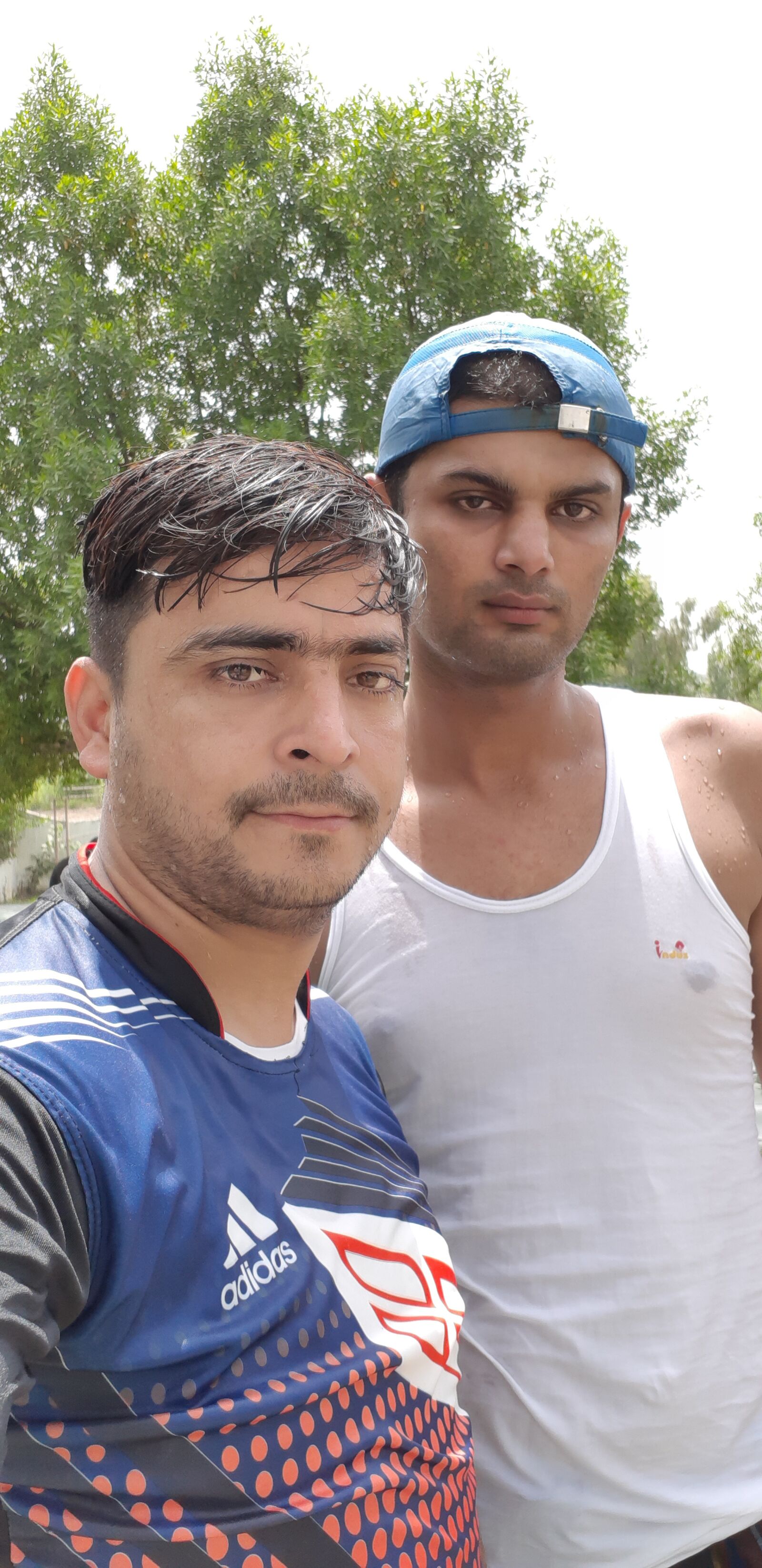 Samsung Galaxy A8(2018) sample photo. Sheri, tapeball, tank photography
