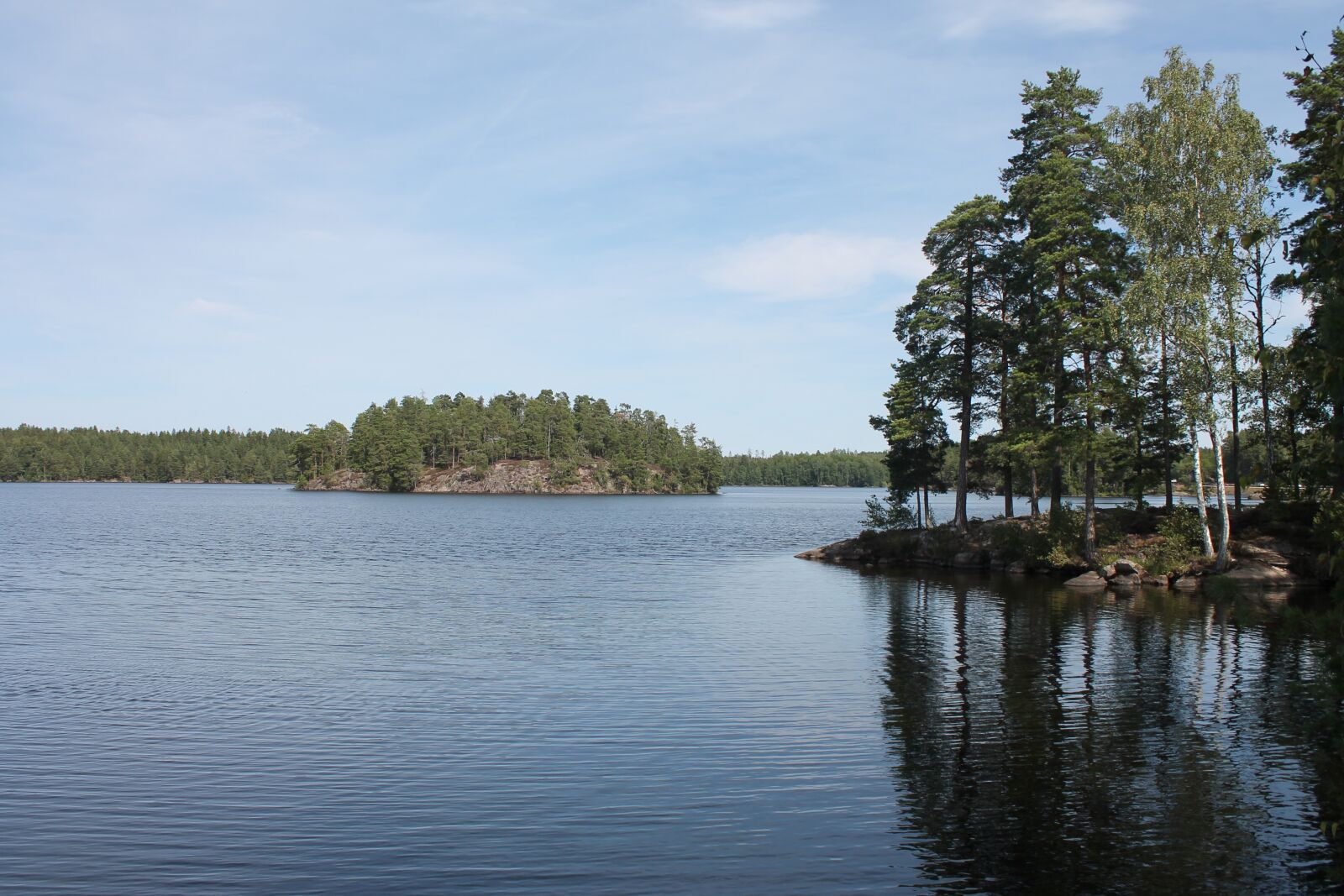 Canon EOS 1100D (EOS Rebel T3 / EOS Kiss X50) sample photo. Lake, island, view photography