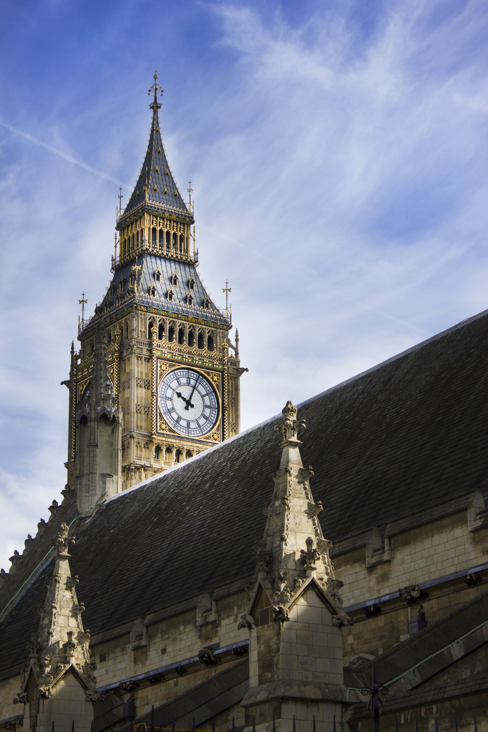 Canon EOS 550D (EOS Rebel T2i / EOS Kiss X4) sample photo. Big ben, monument, center photography