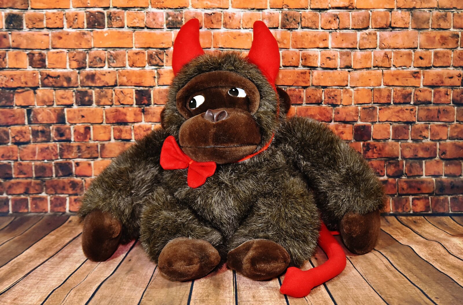 Nikon D7200 sample photo. Soft toy, monkey, carnival photography