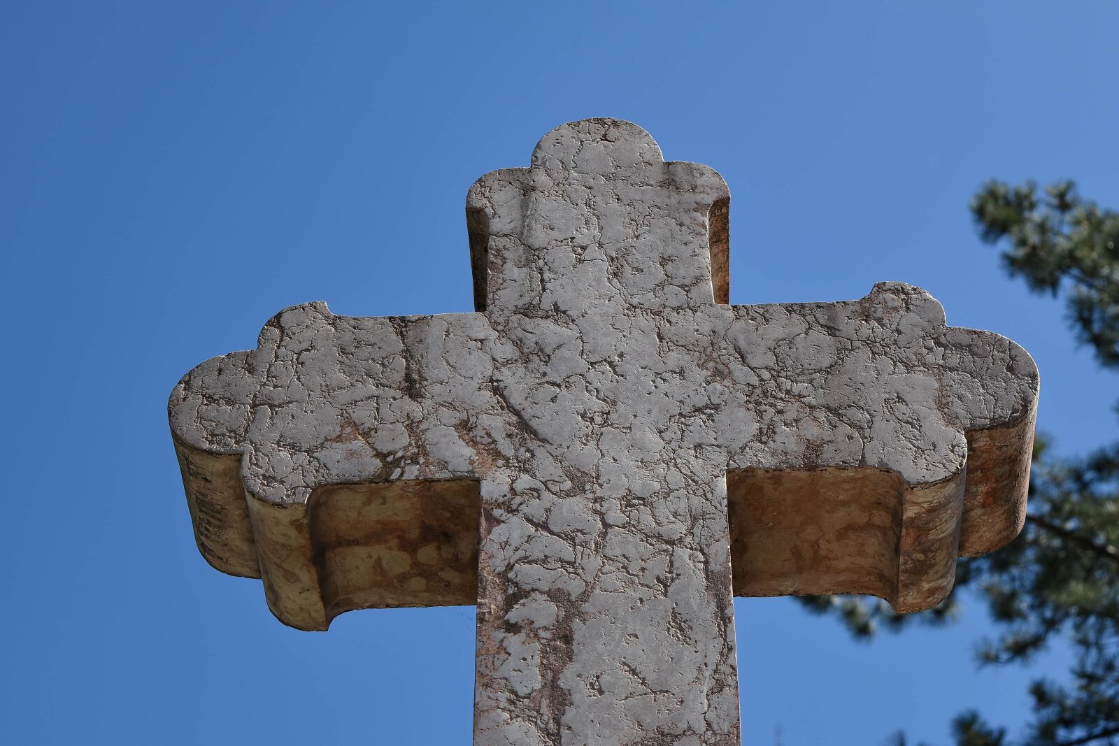 Nikon D5500 sample photo. Cemetery, gravestone, ancient, architecture photography