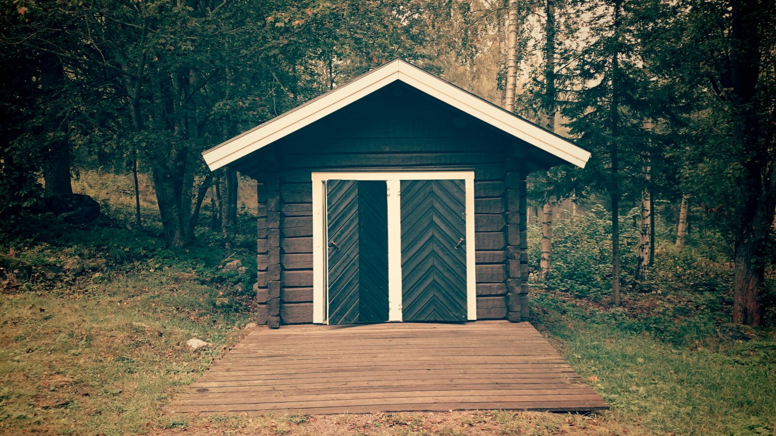 Sony Xperia Z1 sample photo. Houses, nature, trees, washroom photography