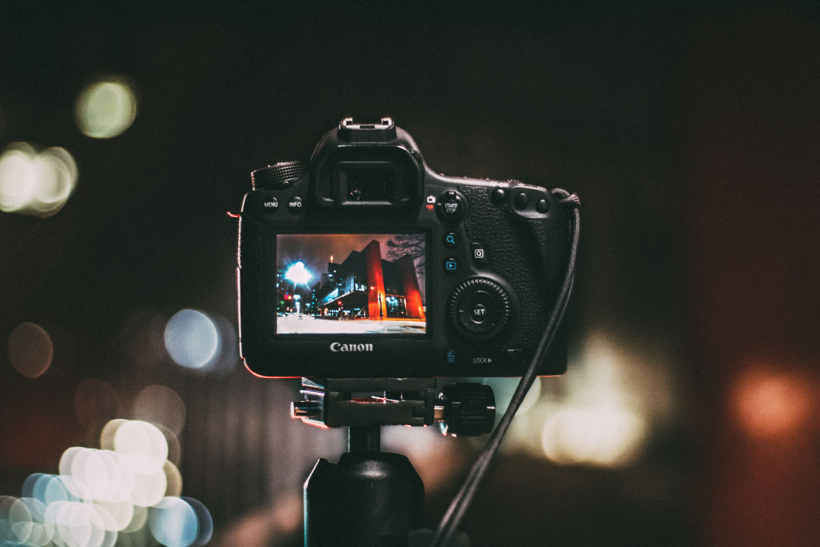 Sony a6300 + Sony DT 50mm F1.8 SAM sample photo. Camera, canon, dslr, electronics photography