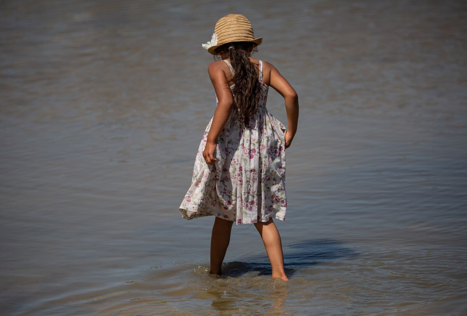 Canon EOS 5D Mark III sample photo. Vintage child, vintage dress photography