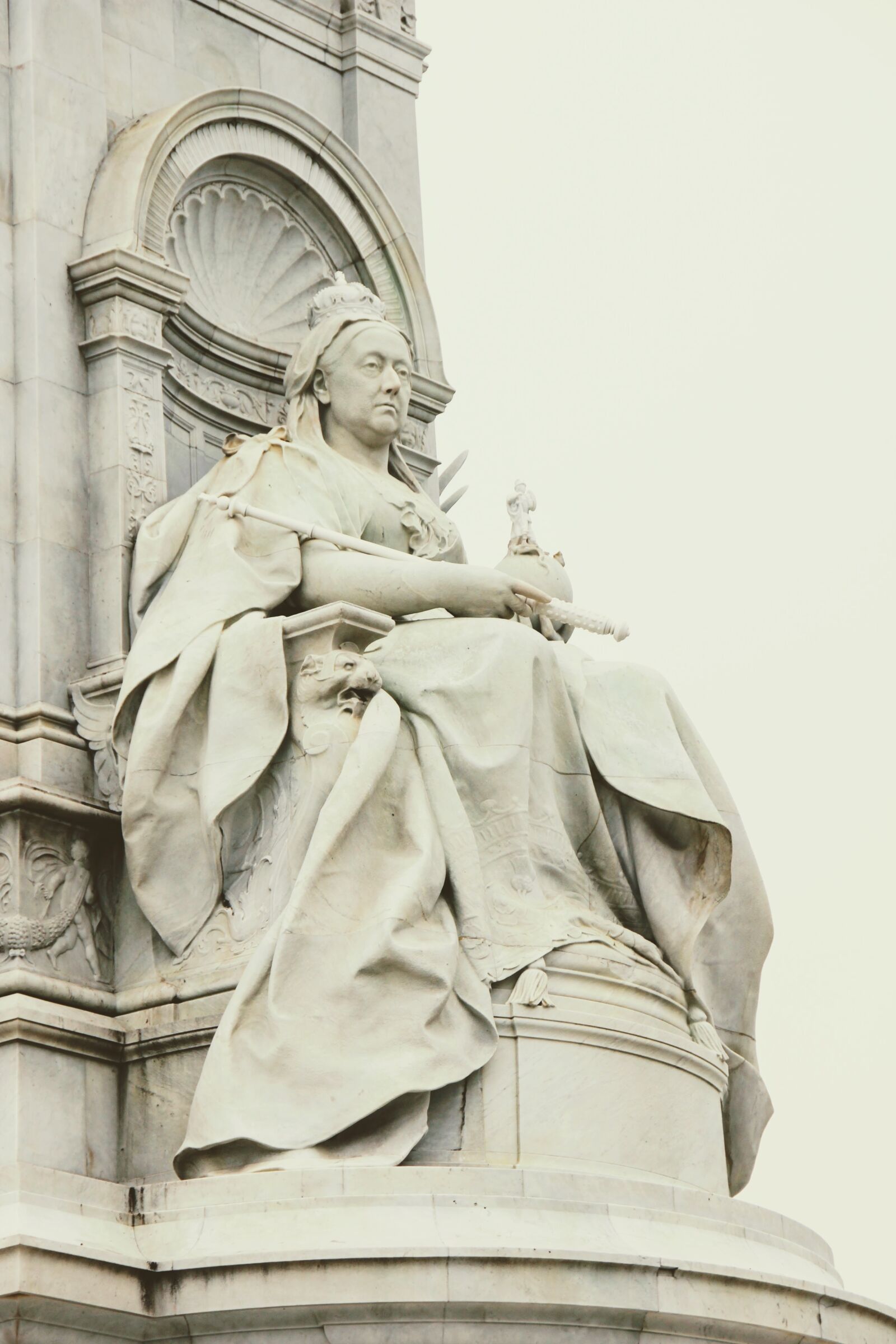 Canon EOS 60D sample photo. London, sculpture, statue photography