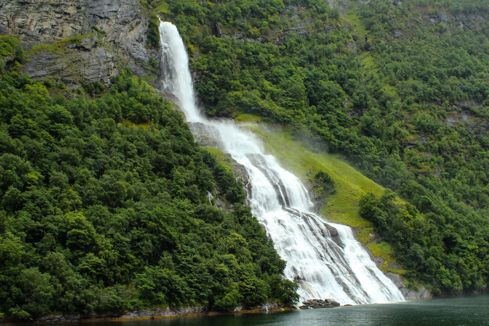 Canon EF 28-80mm f/3.5-5.6 sample photo. Scandinavia, norway, geirangerfjord photography