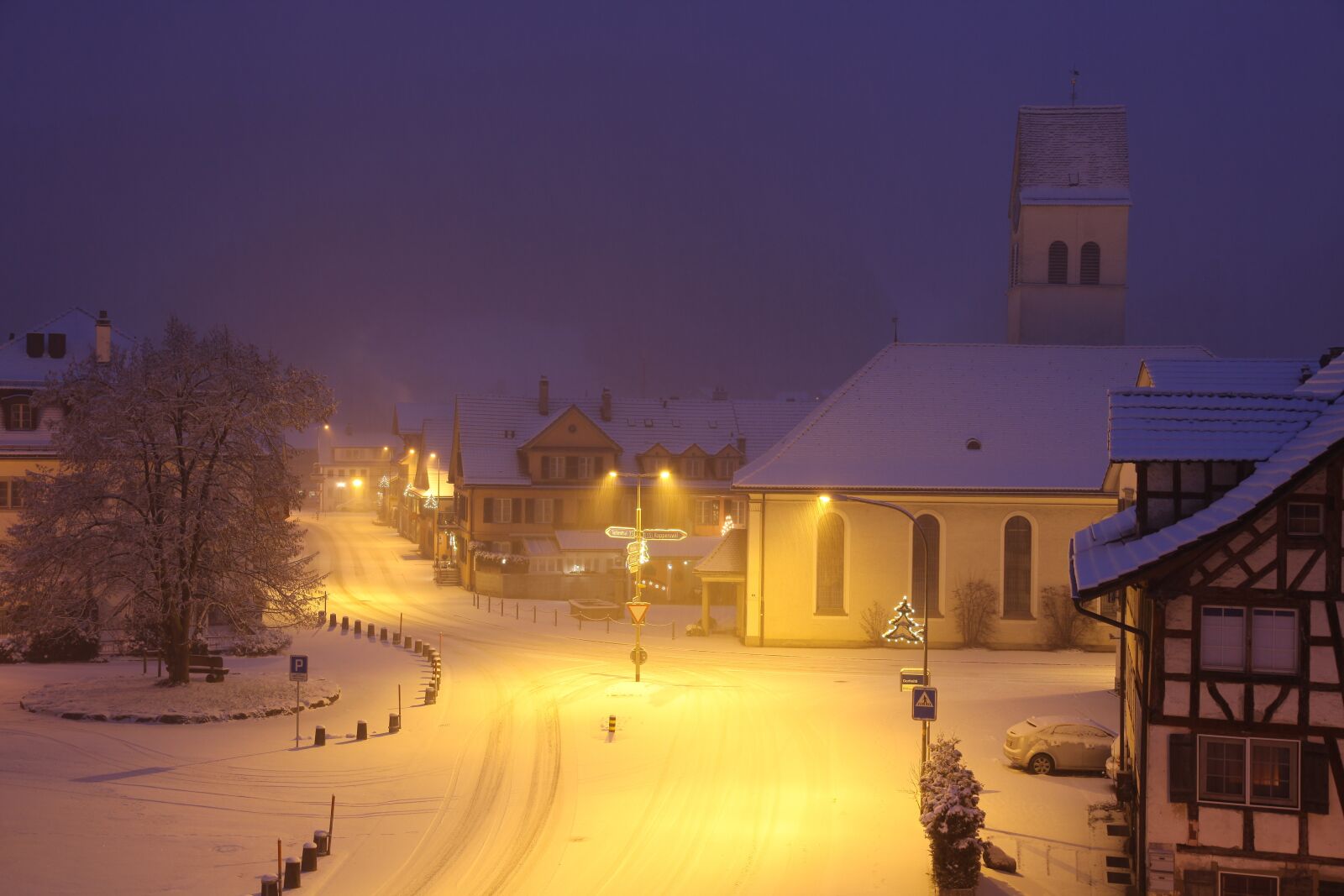 Canon EOS 5D Mark II sample photo. Snow, romantic, village photography