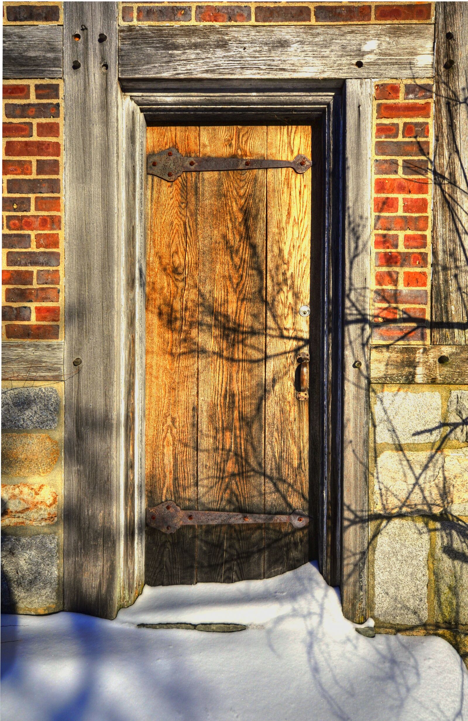 Nikon D5000 sample photo. Door, snow, winter photography