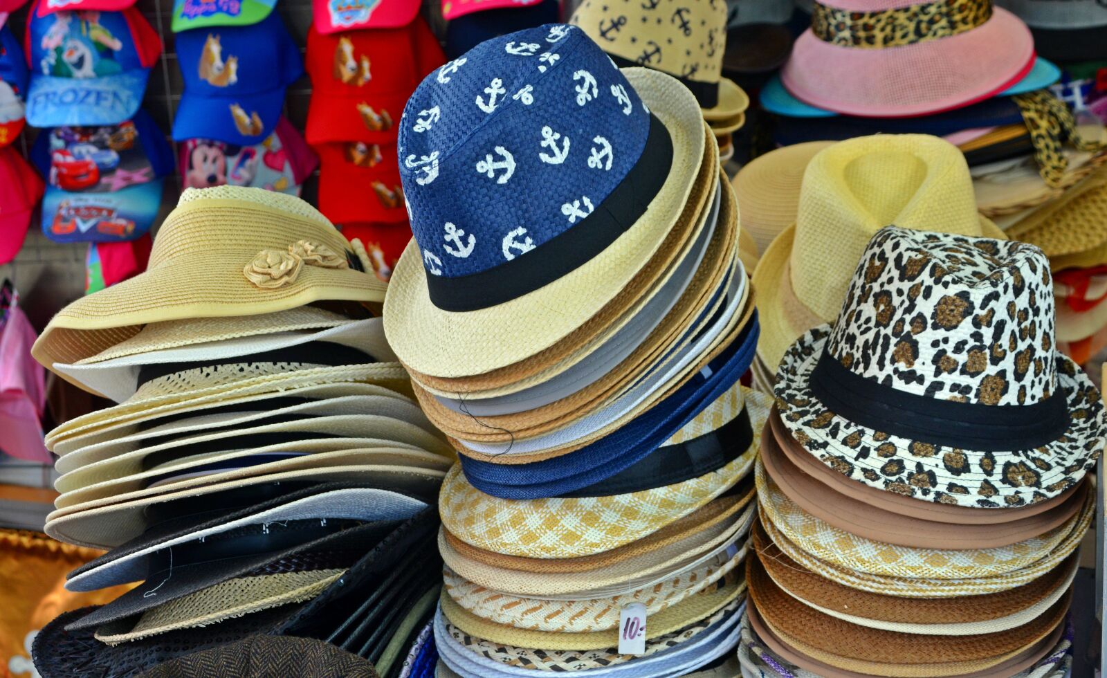 Nikon D5200 sample photo. Hats, sales stand, headwear photography