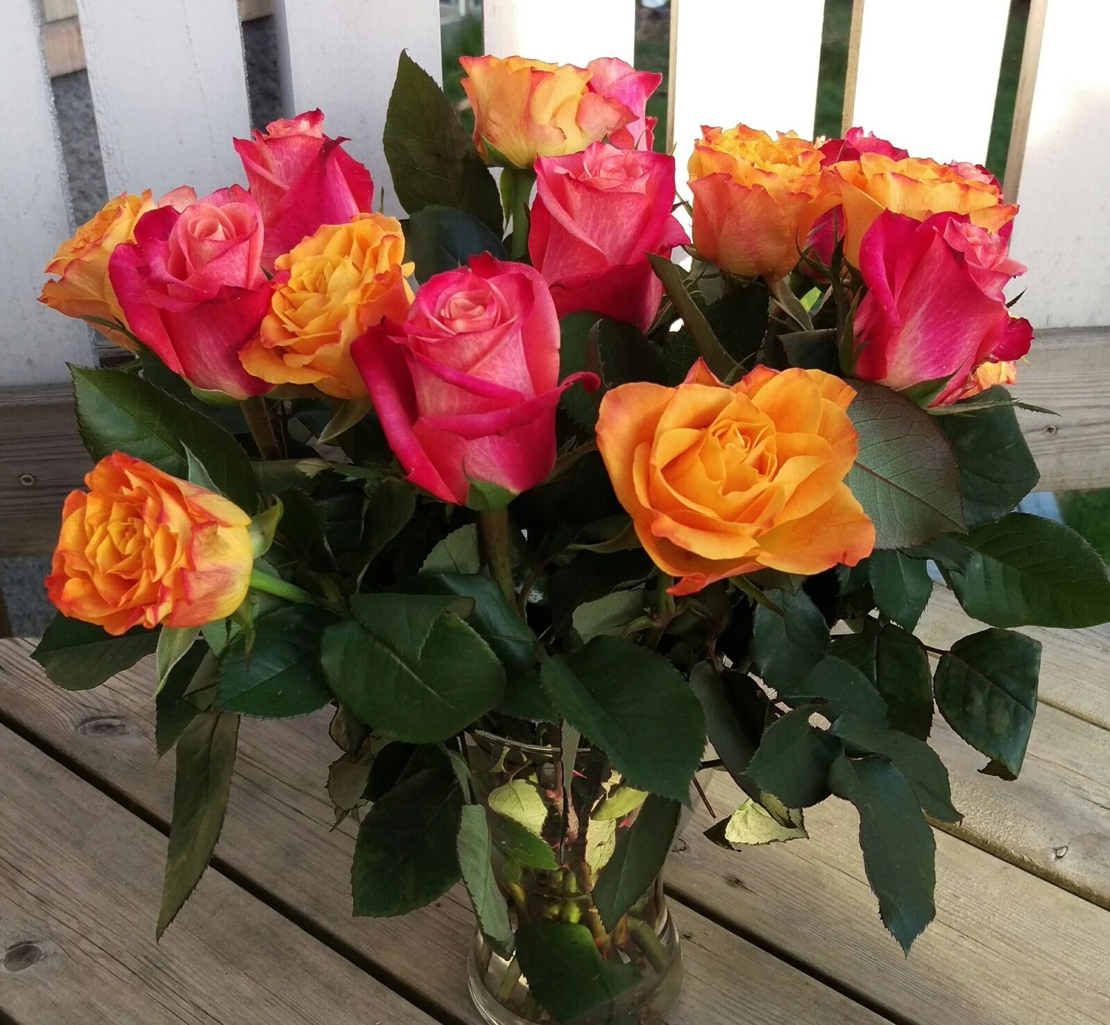 HTC ONE M9 sample photo. Roses, flowers, bouquet photography