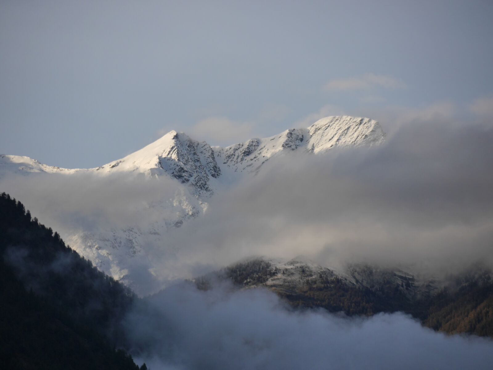 Panasonic Lumix DMC-G6 sample photo. Mountains, south tyrol, snow photography