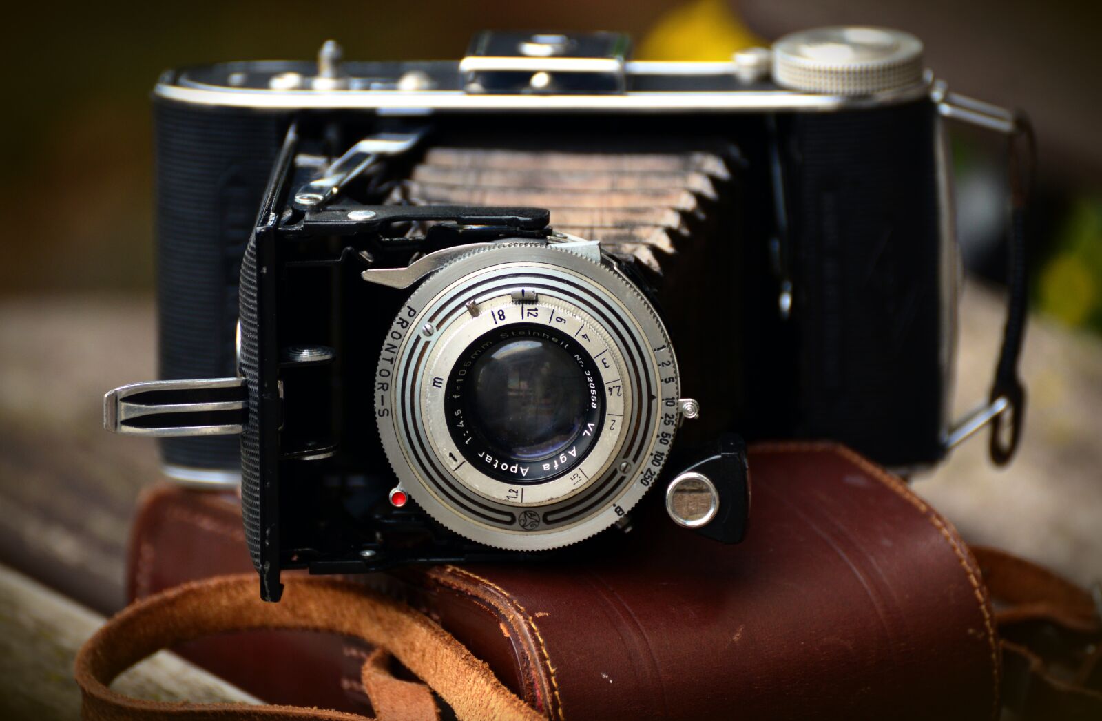 Nikon D610 sample photo. Camera, billy record, agfa photography