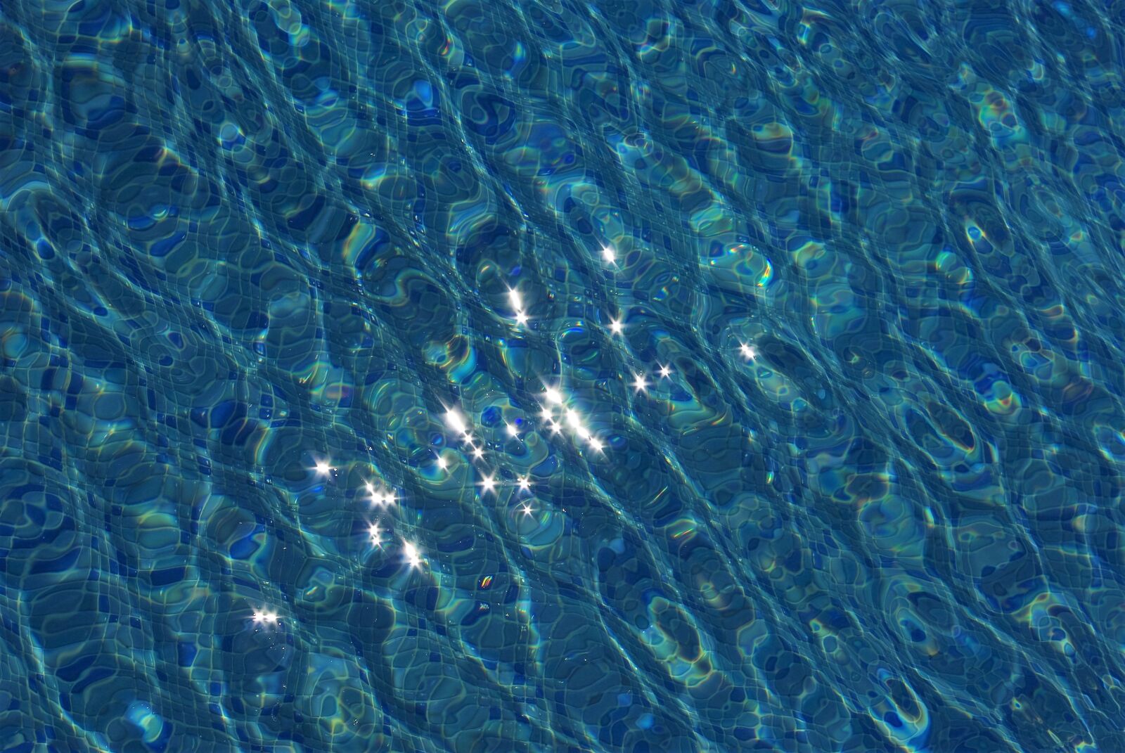 Pentax K-m (K2000) sample photo. Pool, water, swim photography