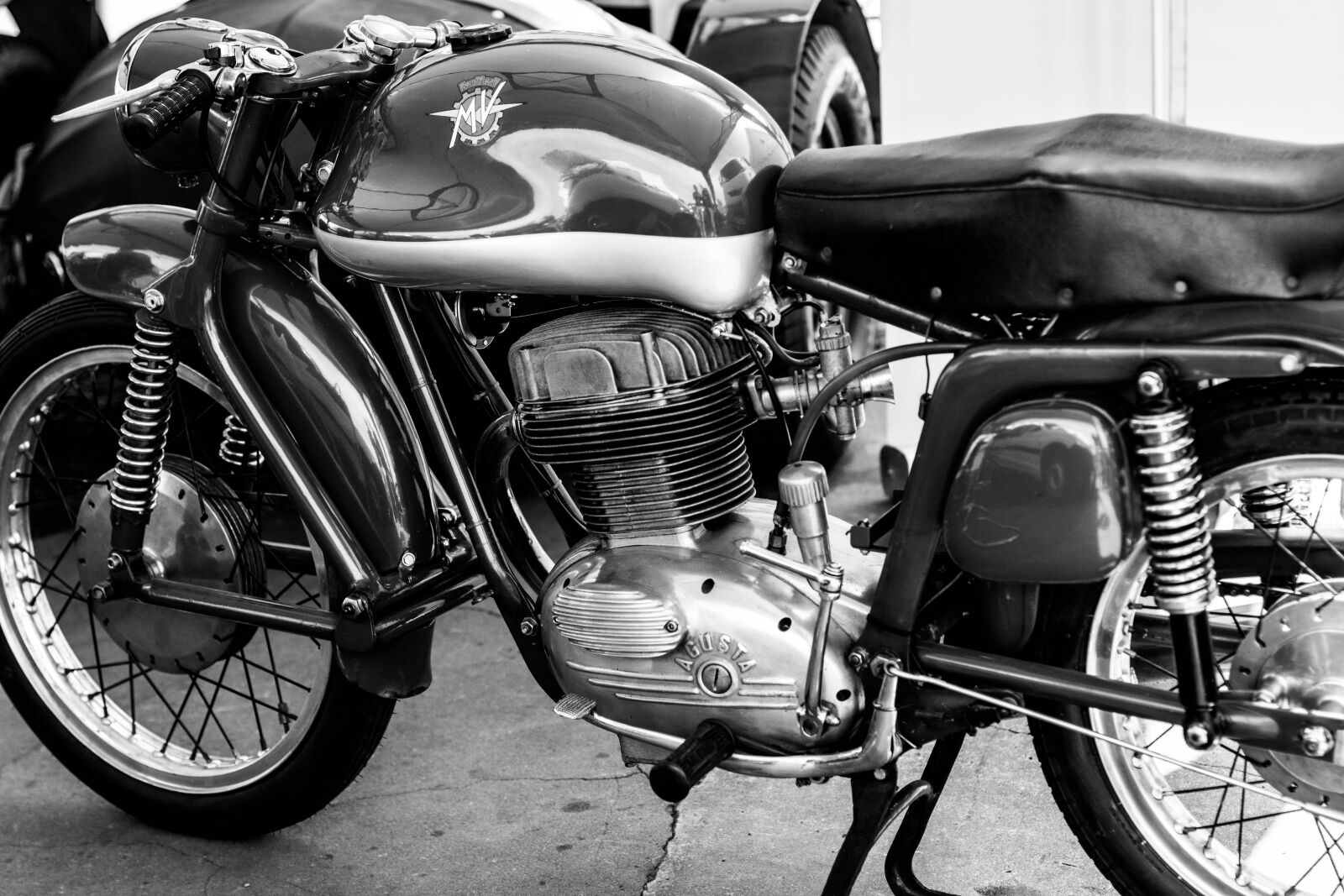 Canon EOS 70D + Canon EF 50mm F1.4 USM sample photo. Motorbike, bike, transportation photography