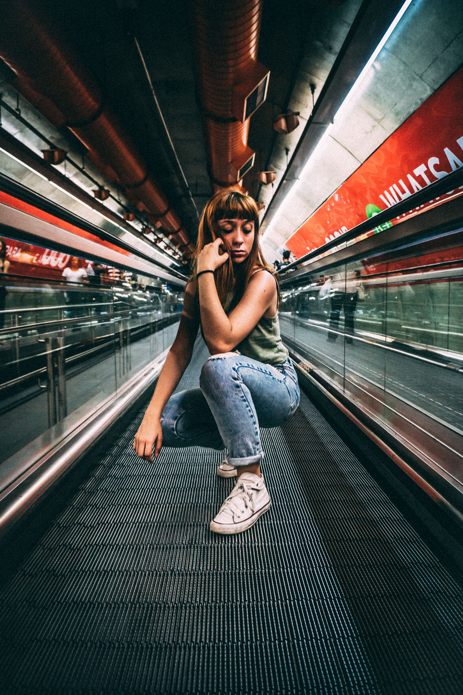 Sony a6300 sample photo. Woman, sitting, in, a photography