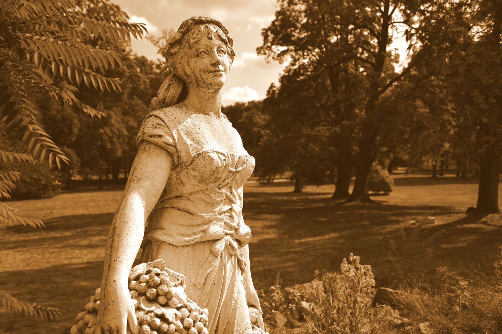 Nikon D3200 sample photo. Statue, sculpture, figure photography