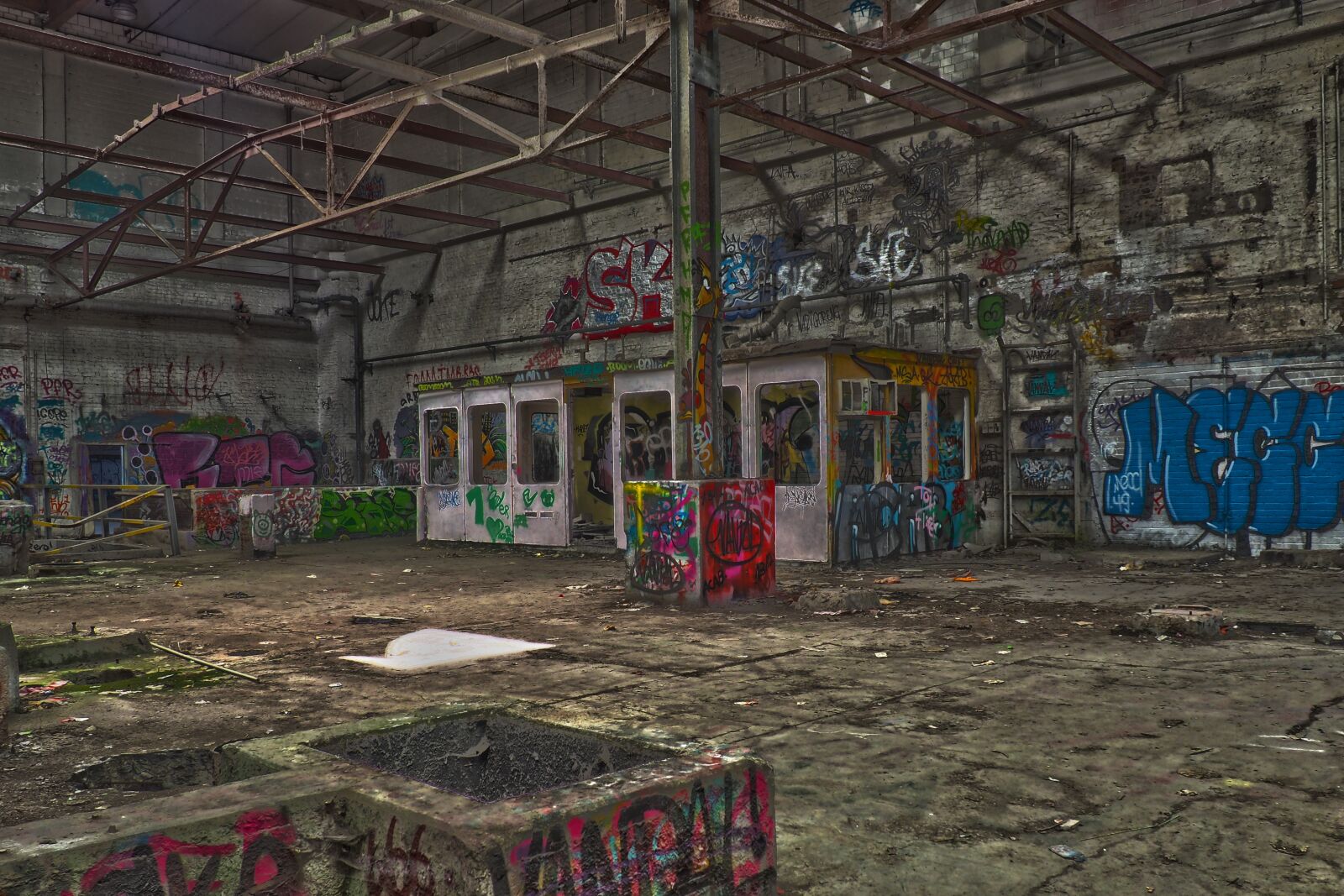Olympus OM-D E-M10 sample photo. Lost places, factory, old photography