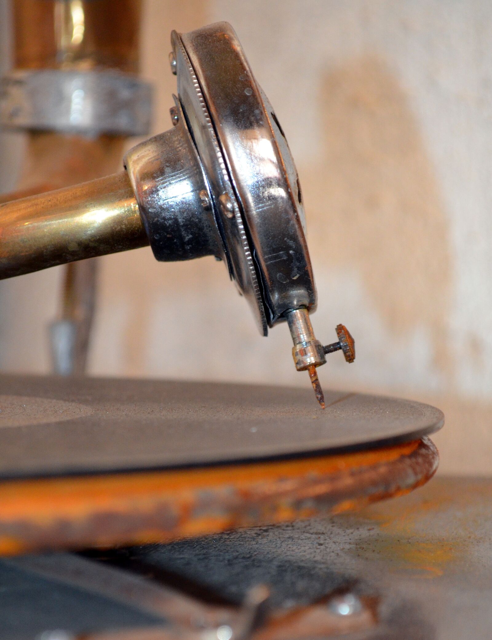 Nikon D5100 sample photo. Gramophone, turntable, record photography