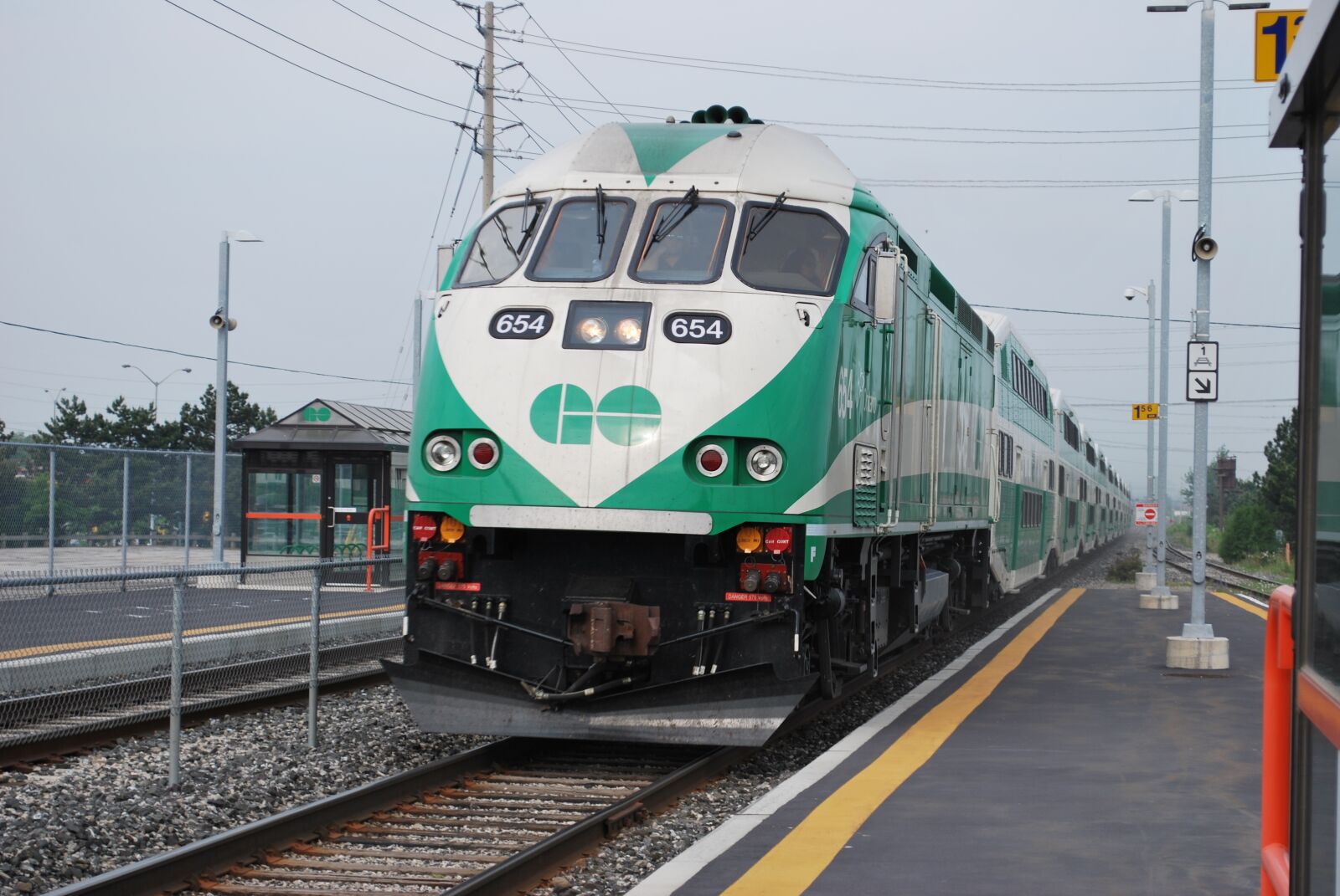 Nikon D60 sample photo. Transit, train, transport photography