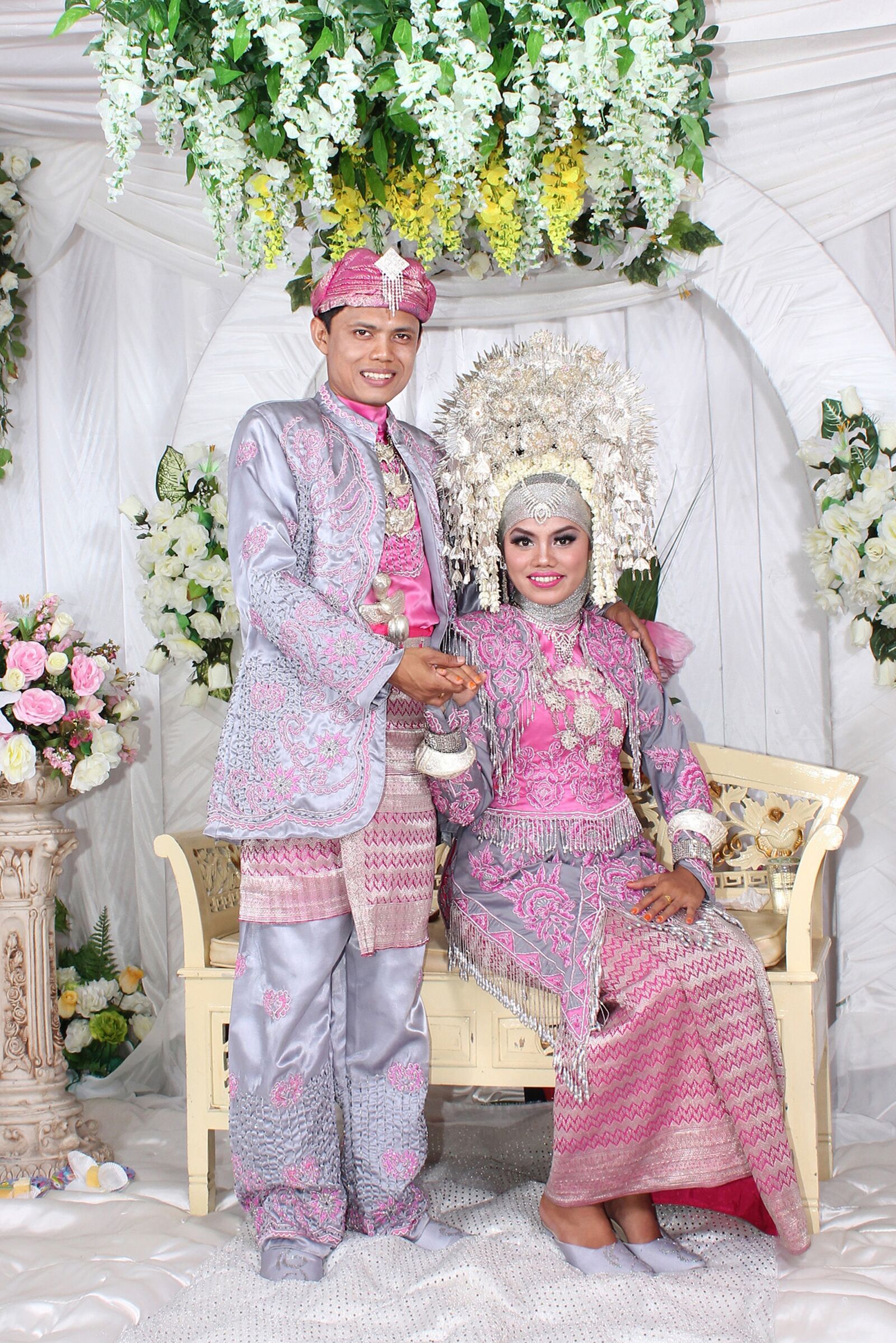 Canon EOS 550D (EOS Rebel T2i / EOS Kiss X4) sample photo. Traditional, wedding, culture photography