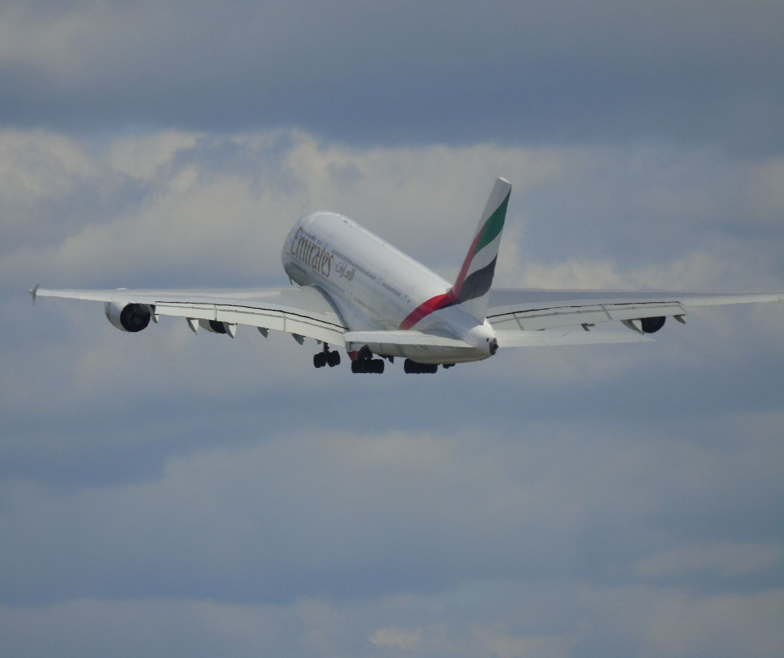 Sony Cyber-shot DSC-H400 sample photo. Aircraft, emirates, a380 photography