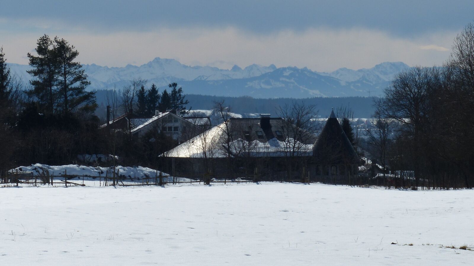 Panasonic Lumix DMC-FZ200 sample photo. Allgäu, winter, snow photography