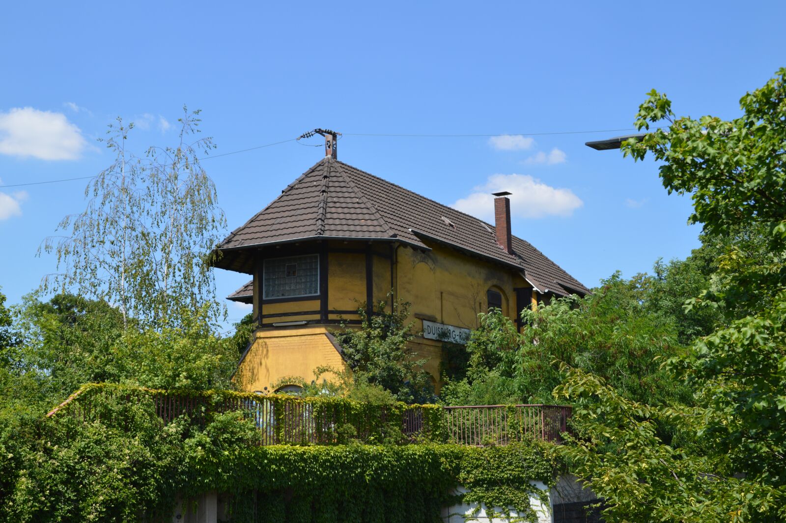 Nikon D3200 sample photo. Building, architecture, signal box photography