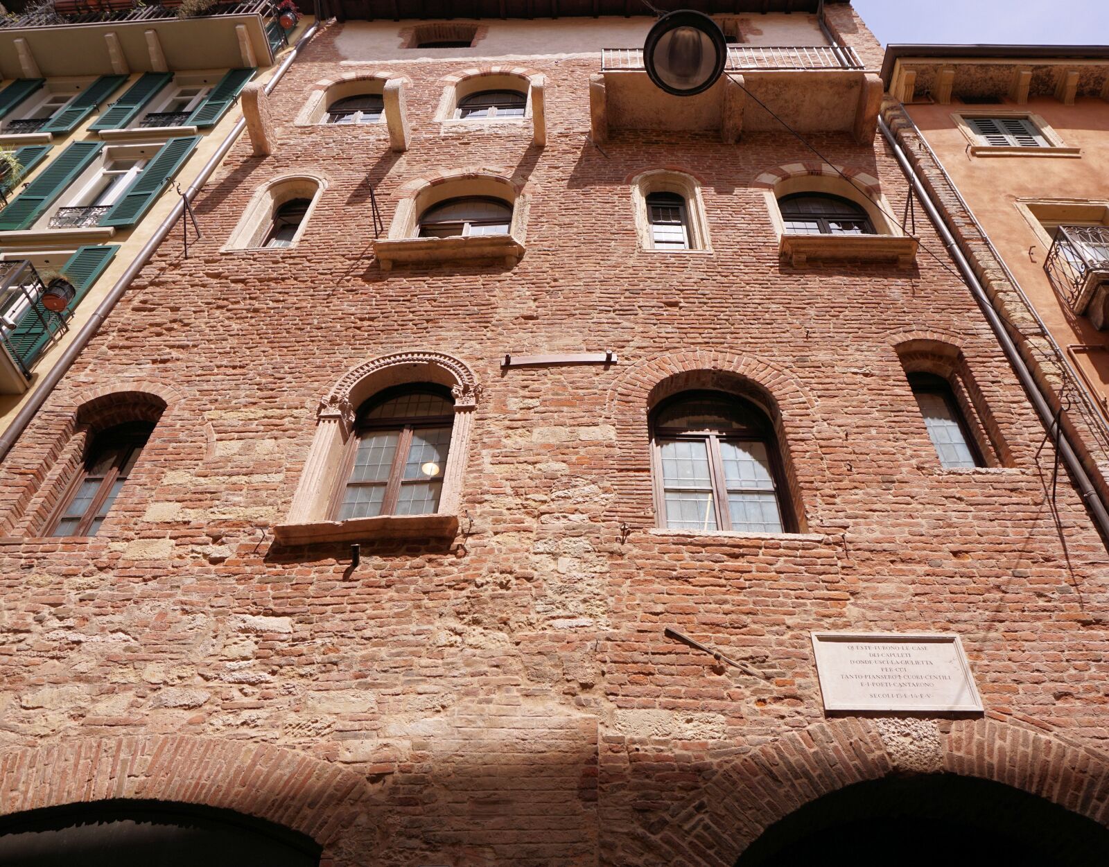 Sony a6000 sample photo. Verona, italy, casa di photography