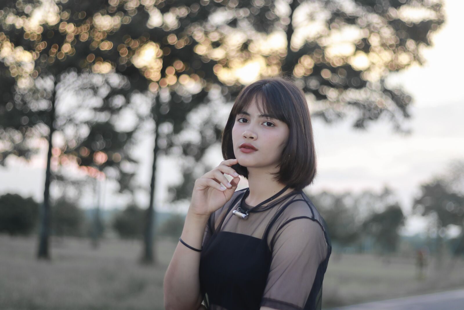Canon EF 50mm F1.8 II sample photo. Women, lovely, view photography