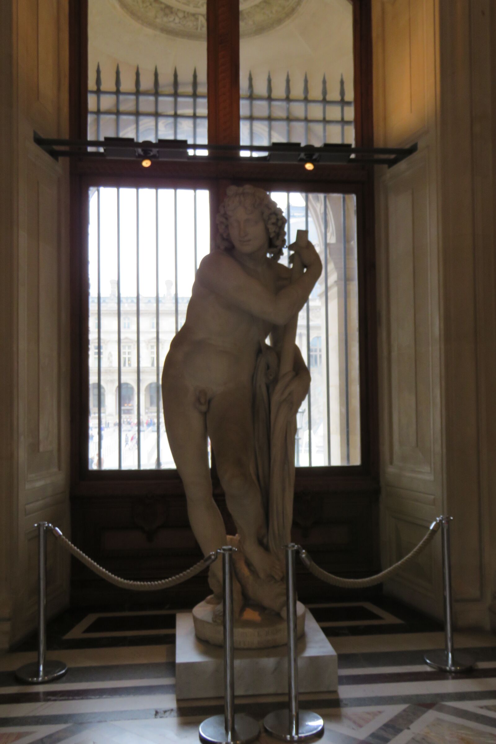 Canon PowerShot SX60 HS sample photo. Museum, statue, marble photography