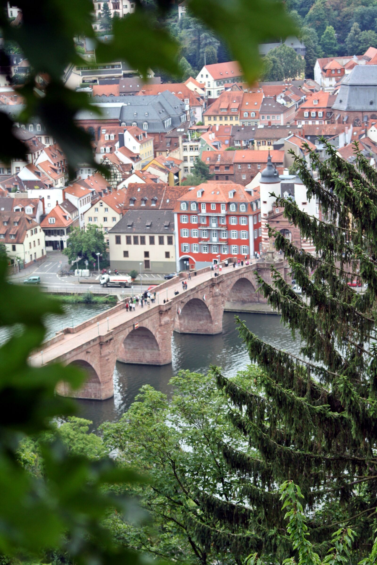 Canon EOS 1000D (EOS Digital Rebel XS / EOS Kiss F) sample photo. Bridge, old, town photography