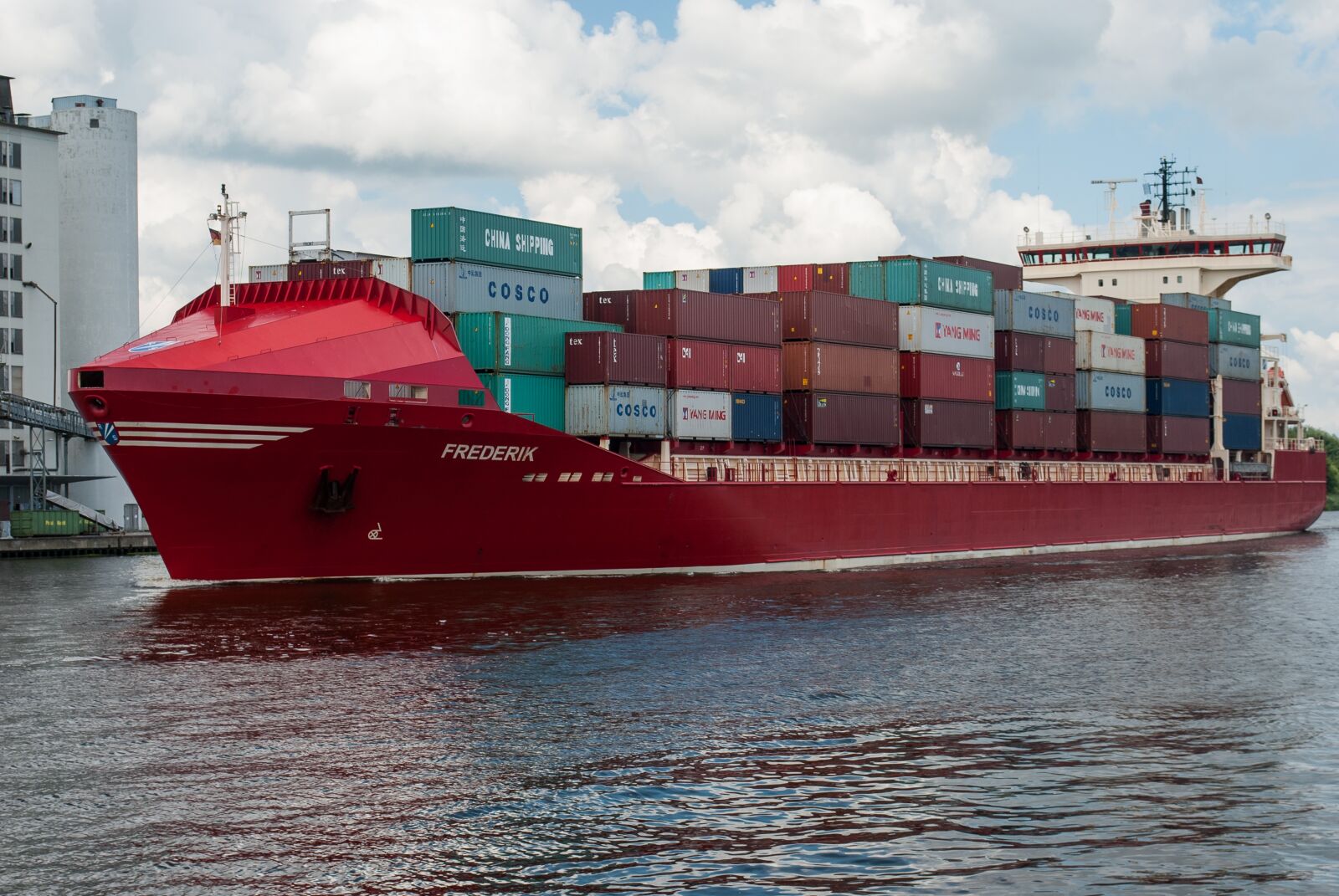 Nikon D3000 sample photo. Ship, container ship, northern photography