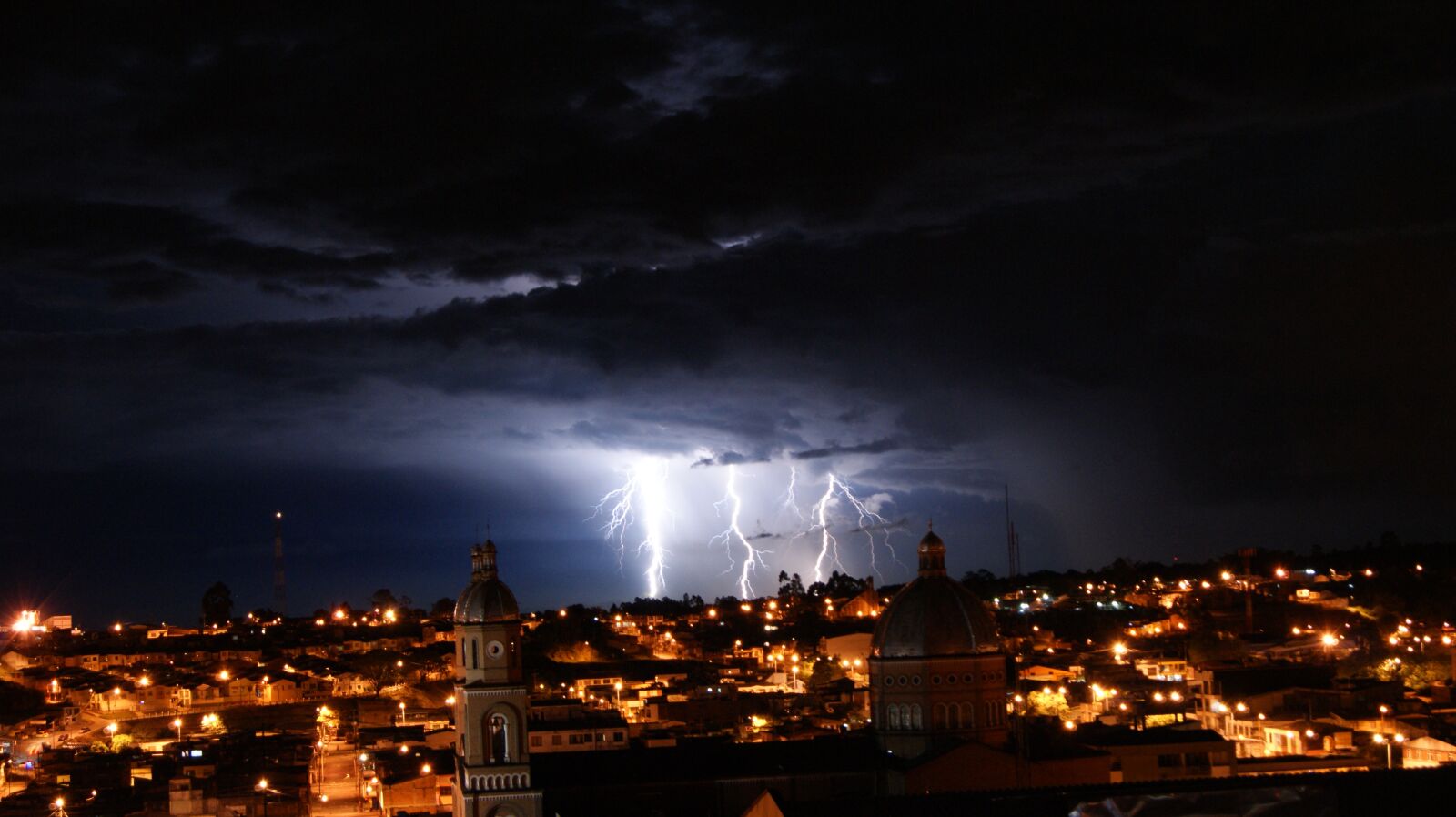 Sony Alpha DSLR-A390 sample photo. Colombia, your, field photography
