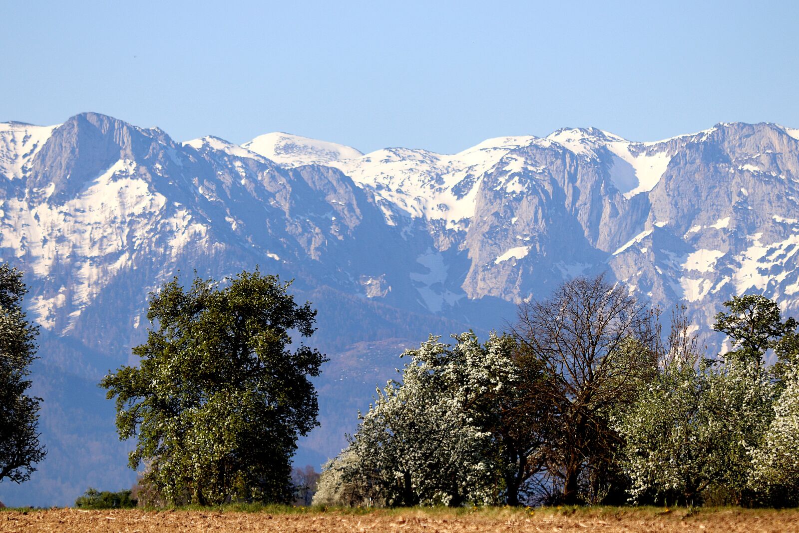 Canon EOS 77D (EOS 9000D / EOS 770D) sample photo. Alpine, spring, landscape photography