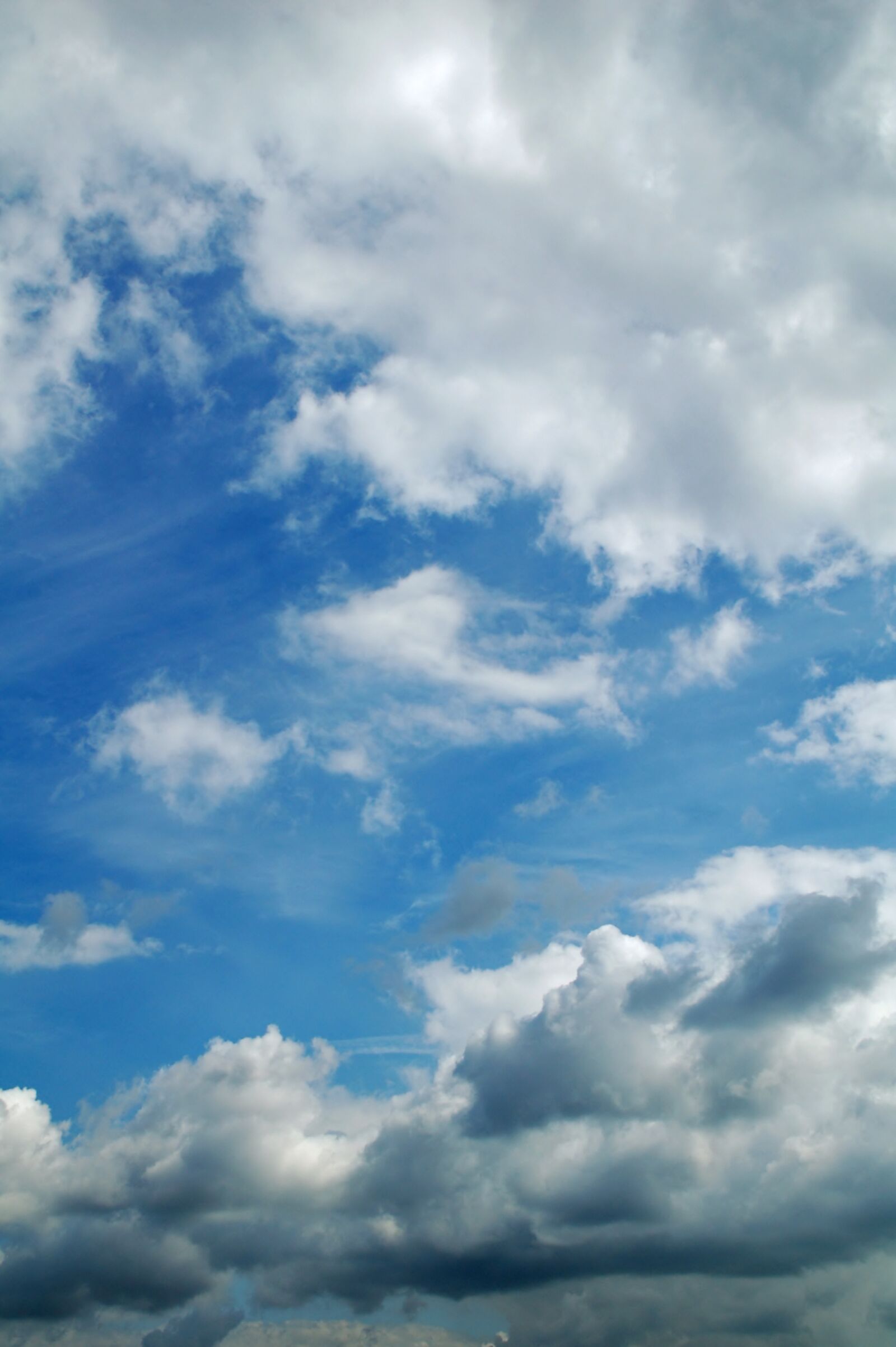 Nikon D50 sample photo. Clouds, cloud cover, portrait photography