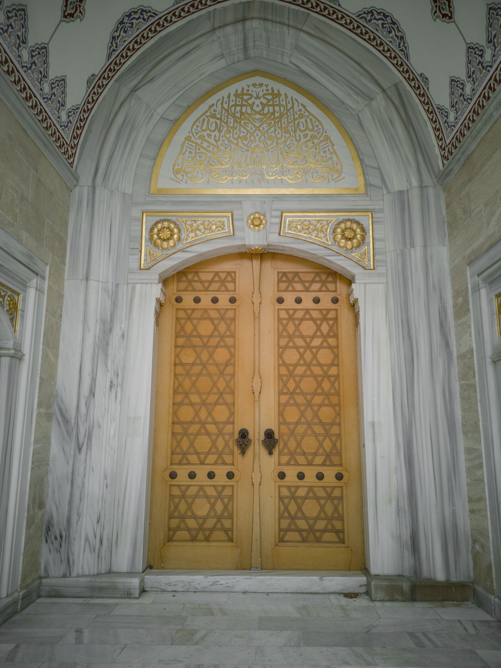 HUAWEI CLT-L09 sample photo. Door, detail, cami photography