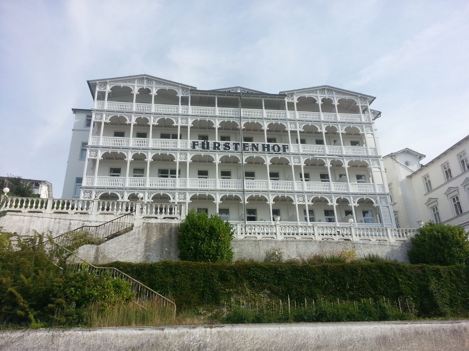 Samsung Galaxy Note2 sample photo. Building, old, hotels photography